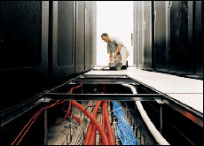 วางระบบ Network , Air Control, Power Line Control อย่างมืออาชีพ เพื่อบริการ Hosting ที่ดีที่สุด